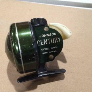 Johnson Century Model 100b Closed Faced Fishing Reel
