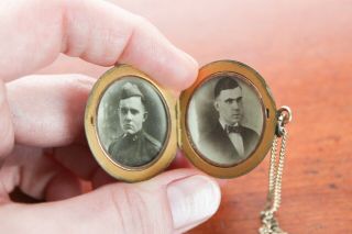 Antique Vintage Gold Tone Locket Engraved With Dual Pictures Inside Military