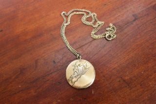 Antique Vintage Gold Tone Locket Engraved With Dual Pictures Inside Military 3