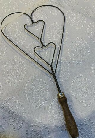 Vintage Double Heart Rug Beater/wire & Wood Handle