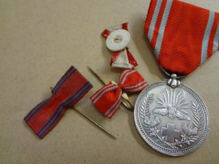 WWII Japanese Red Cross Medal ARMY NAVY BADGE ORDER ANTIQUE FLAG 26 3