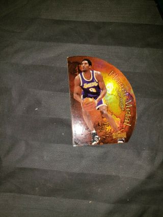 Kobe Bryant 1998 - 99 Skybox Metal 6 Planet Metal Rare Insert L.  A.  Lakers Hof