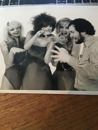 Hot Gossip Dancers - Rare Press Photo (with Kenny Everett)