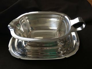 Reed & Barton Silverplate Gravy Boat With Saucer " Mayflower "
