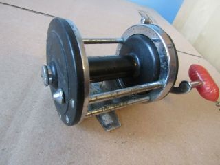 Vintage Penn Surfmaster No.  200 Conventional Reel Made In Usa (f17)
