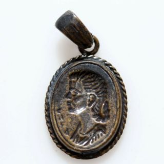 Perfect - Vintage Bronze Pendant With Agrippina Bust Depiction