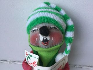 Annalee Christmas Mouse Caroler Vintage 1990,  Both Tags,  Sheet Music,  Hand Made,  6” 2