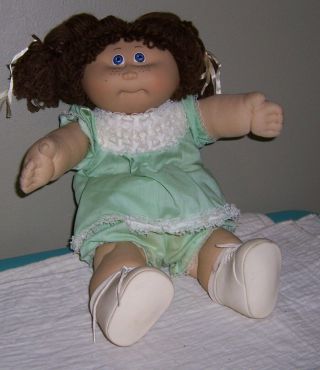 Vintage 1984 Cabbage Patch Kids Doll With Brown Hair With Pigtails Made In Spain
