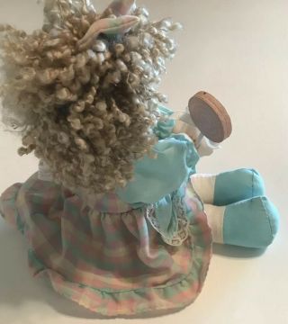 Vintage Musical Wind Up Doll Moving Head Blonde Hair Holding Lollipop 3