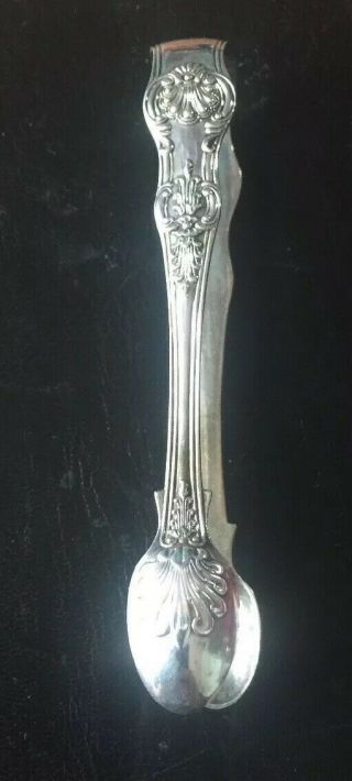 Heavy Antique Solid Silver Queens Pattern Sugar Tongs London 1888 63.  7gm A977.