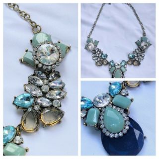 Fashionable Chunky Antique Vintage Rhinestone Jewelry Necklace - 1960 