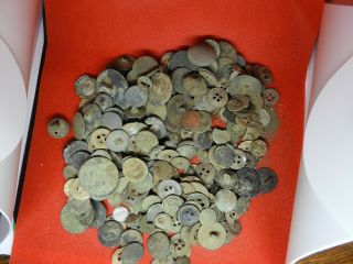 Large Group Of Detector Found Buttons.  16th To 19th.  Copper,  Brass,  Pewter,  Lead