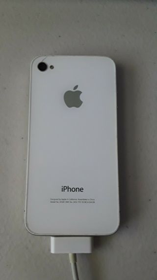 Apple iPhone 4 - RARE IOS 6 - 16GB - White (Verizon) A1349 (CDMA) 2