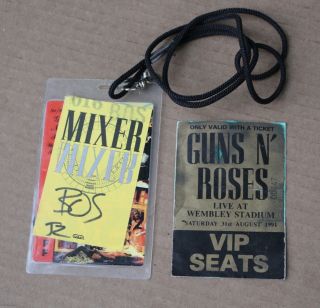 Rare 1991 Guns N’ Roses Wembley Stadium Concert Vip Pass & Laminate Backsatge