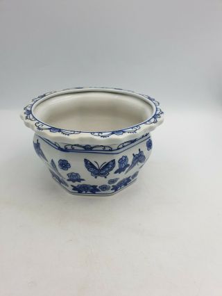 Chinese Porcelain Planter Flower Pot Jardiniere Blue White Floral Butterflies