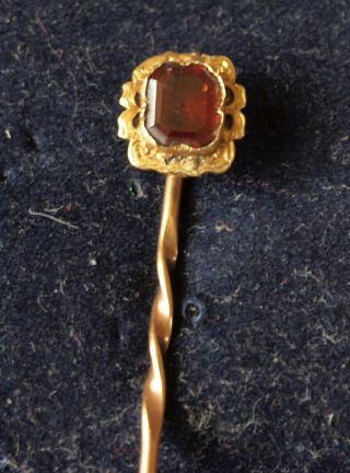 Antique 9ct Gold And Garnet Stick Pin,  1.  8g