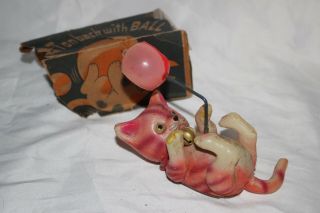 Antique Occupied Japan Celluloid Wind Up Toy Kitty Playing W/ Ball O/b No Res.