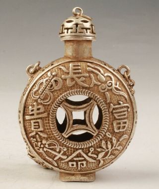 Retro China Tibetan Silver Handmade Hollow Snuff Bottle Gift Pendant Old
