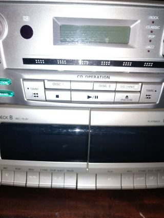 【RARE】90s Sanyo AWM - 2100U AM/FM Radio/CD Player/Cassette Recorder With Remote 2