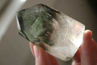 128g Rare Natural Green Ghost Phantom Quartz Crystal Point Healing K15