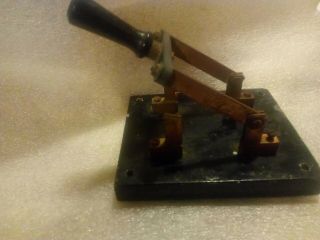 Antique Industrial Vintage Electrical Power Knife Switch P.  R MFG.  CO.  25A.  250 V 3