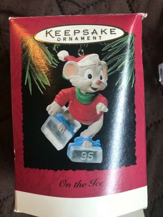 Hallmark Keepsake Ornament 1995 Mouse On The Ice Rare Vintage Christmas
