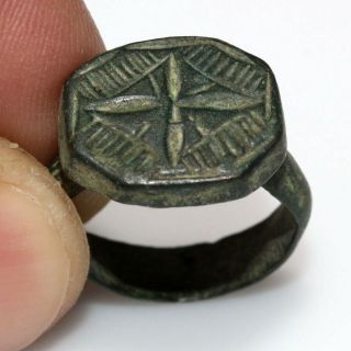Stunning Byzantine Bronze Ring Decorated With Cross Circa 700 - 1000 Ad