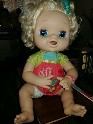 2010 Hasbro My Baby Alive Doll Talks & Says Phrases Blonde Hair Vintage Retired