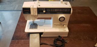 Rare Singer Model 4562 Electronic Control Sewing Machine W/pedal Cleaned