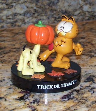 Vintage 1983 Garfield & Pumpkin - Head Odie Trick Or Treat Halloween Figurine Rare