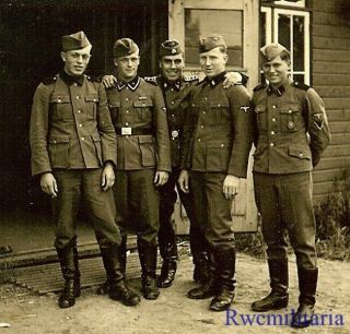 Rare Happy Looking German Elite Waffen Soldiers Posed By Barracks