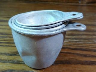 Vintage/antique Set Of Aluminum Metal Nesting Measuring Cups With Tab Handles