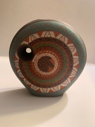Rare Unique Vintage Vase Native American Navajo Etched Pottery Signed Dine
