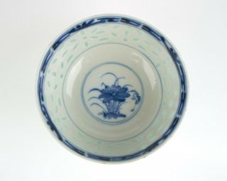 Vintage Chinese blue and white crane porcelain rice bowl 2
