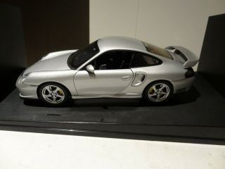 1:18 Autoart 77841 Porsche 911 996 Gt2 Silver Rare