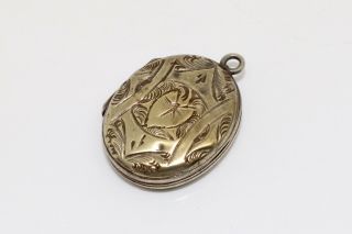 A Antique Victorian Brass Gold Plated Floral Locket Pendant 15320