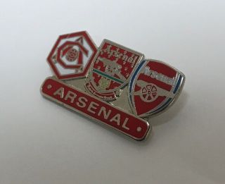 Arsenal Supporter Enamel Badge Very Rare - 3 Historical Crest Design