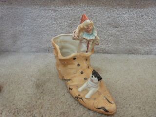 Gorgeous Antique Victorian Bisque Porcelain Shoe Vase Dog Clown Pierrot 5.  25 "