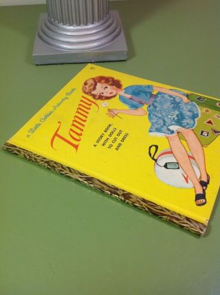 Tammy,  A Little Golden Book,  1963 - Vintage paper dolls UNCUT 3