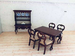 Lundby Dollhouse Furniture Vitrine Cabinet Dining Table And Chairs Living Room