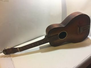 " Regal - Chicago " Parlor Acoustic Vintage Guitar (1930 