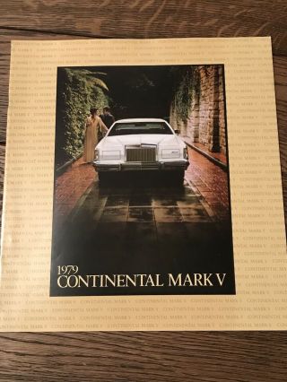 Rare 1979 Lincoln Continental Mark V Brochure Featuring Tom Selleck