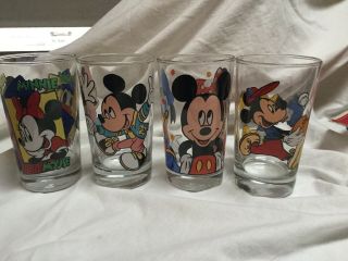 SET OF 4 Walt Disney’s DRINKING GLASSES RARE SET OFFICIAL DISNEY 2