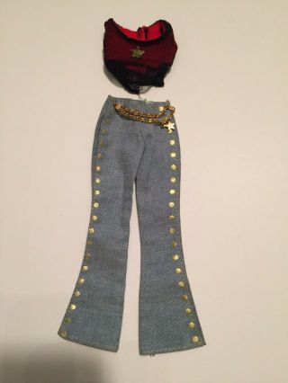 Mattel Barbie Fashion Avenue 2001 55516 Blues Styles Jeans & Crop Top