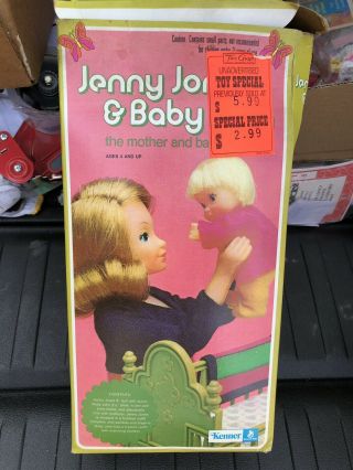 Vintage 1973 Kenner Jenny Jones & Baby John Dolls Mother & Baby Box W/outfits