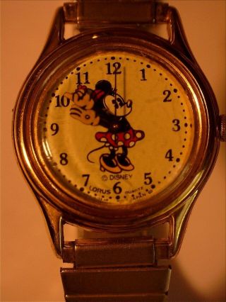 Disney_vintage_seiko By Lorus_mickey Mouse Goldtone Case Silvertone Band Watch