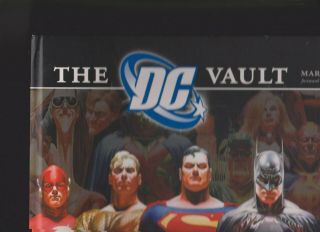 Dc Vault:a Museum - In - A - Book Rare Collectibles Dc Universe Superman Batman Comics