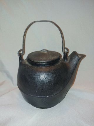 Antique Vintage Cast Iron Tea Kettle Teapot Primitive Camp Home Decor Rustic