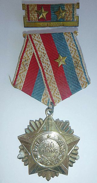 Viet Cong - Rare Warrior Medal - Giai Phong - Vc Liberation - Vietnam War - 8411
