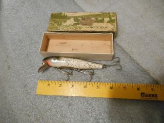 Vintage Pflueger (mustang) 5  No.  9512 Fishing Lure